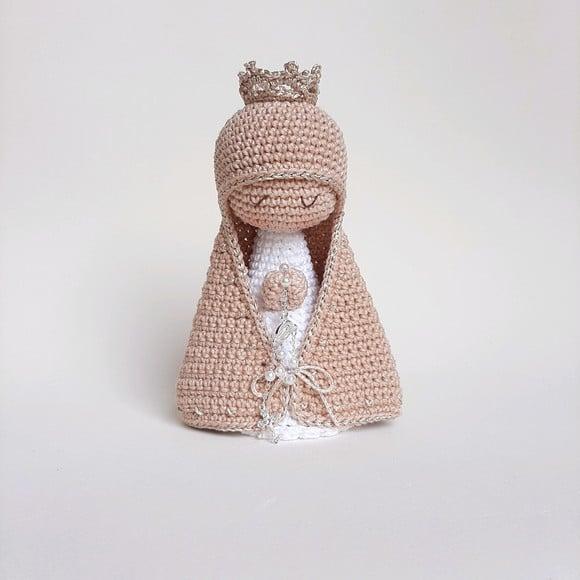 Nossa Senhora de Crochê Amigurumi Santinha