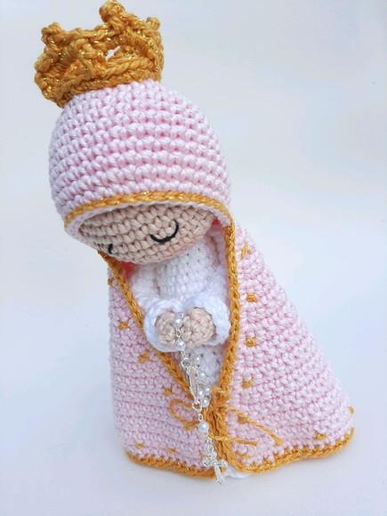 Nossa Senhora de Crochê Amigurumi Santinha