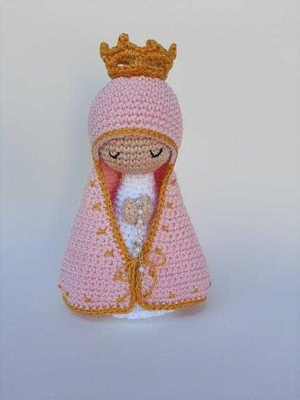 Nossa Senhora de Crochê Amigurumi Santinha