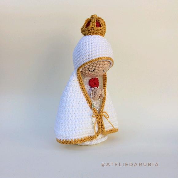 Nossa Senhora de Fátima de crochê Amigurumi