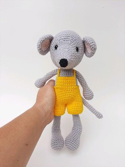 Ratinho Amigurumi de crochê
