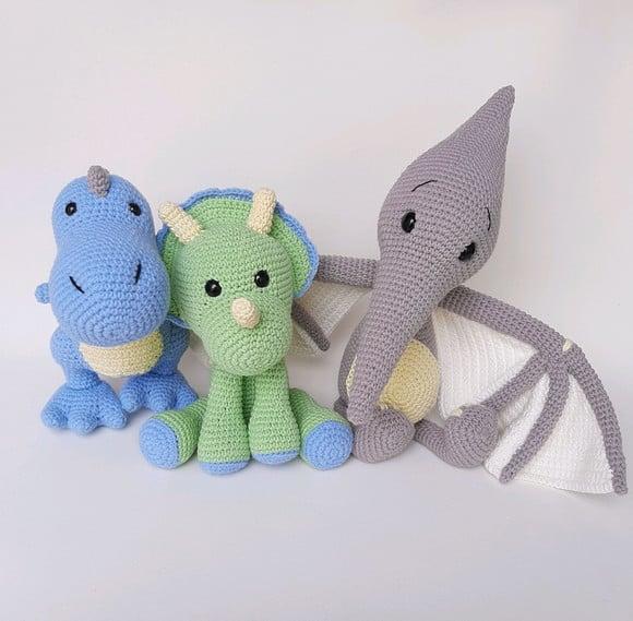 Trio Dinossauros de Crochê Amigurumi