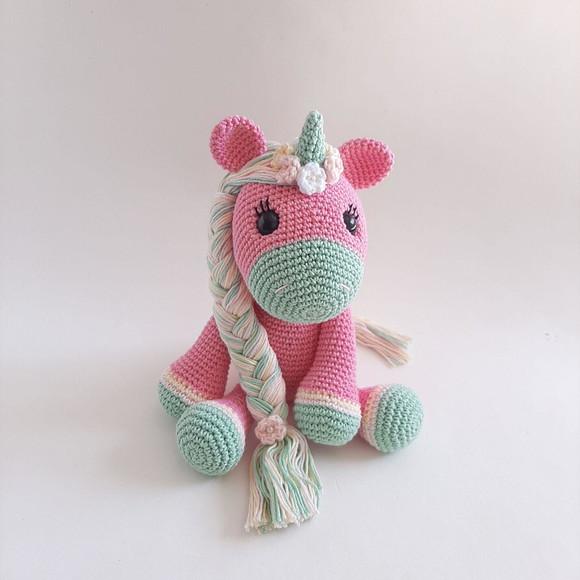 Unicórnio de Crochê Amigurumi