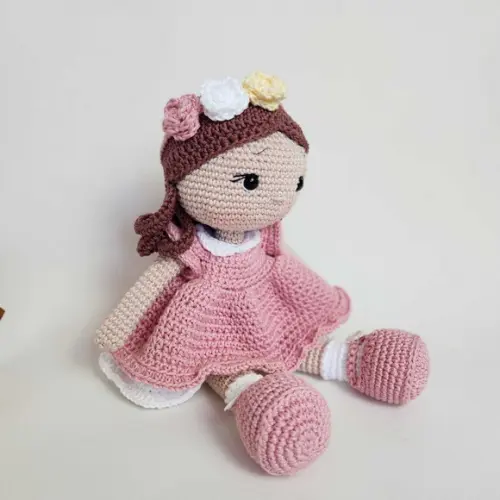 Boneca de Crochê Amigurumi