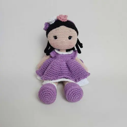 Boneca de Crochê Amigurumi