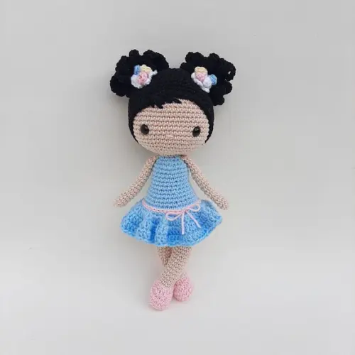 Boneca de Crochê Amigurumi