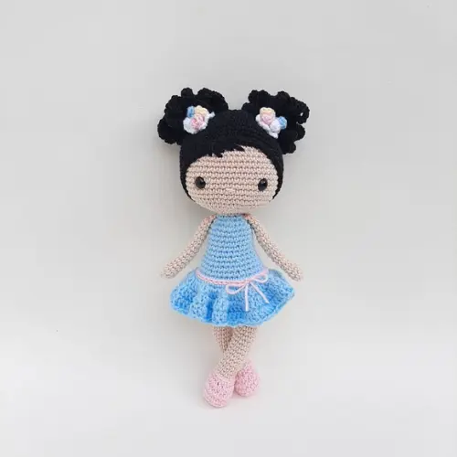 Boneca de Crochê Amigurumi