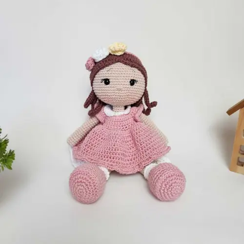 Boneca de Crochê Amigurumi