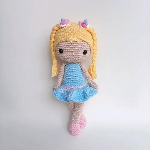 Boneca de Crochê Amigurumi