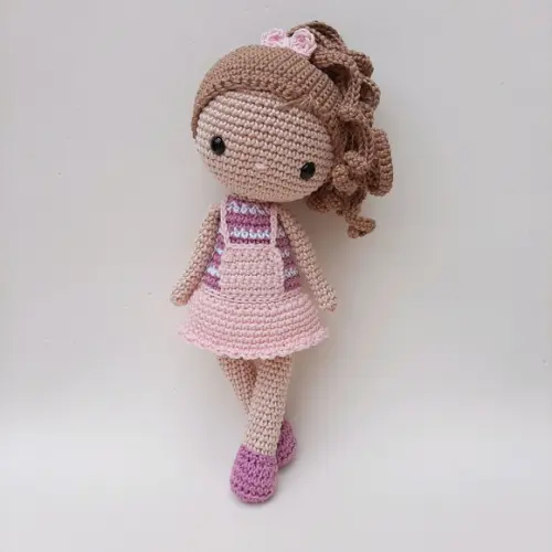 Boneca de Crochê Amigurumi