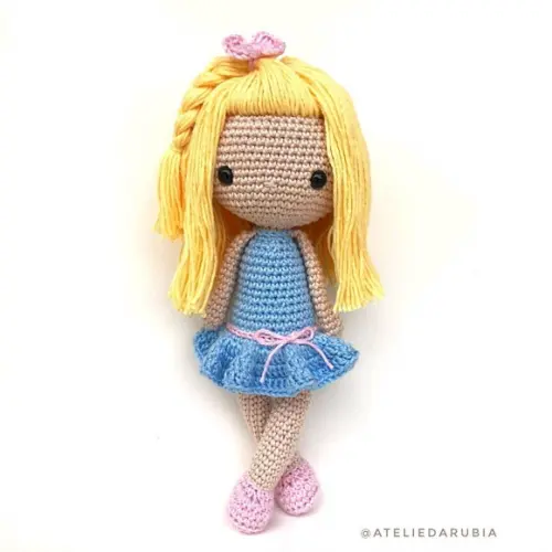 Boneca de Crochê Amigurumi