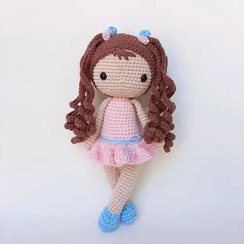 Boneca de Crochê Amigurumi