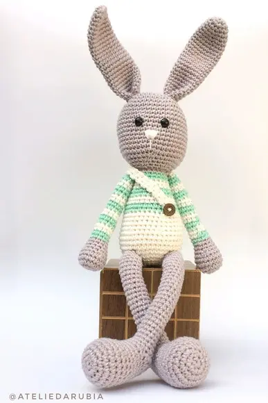 Coelhinho de Crochê Amigurumi