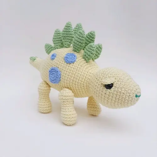 Dinossauro Stegosaurus de Crochê Amigurumi