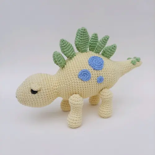 Dinossauro Stegosaurus de Crochê Amigurumi