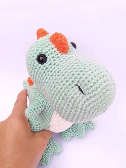 Dinossauro T-Rex de crochê Amigurumi