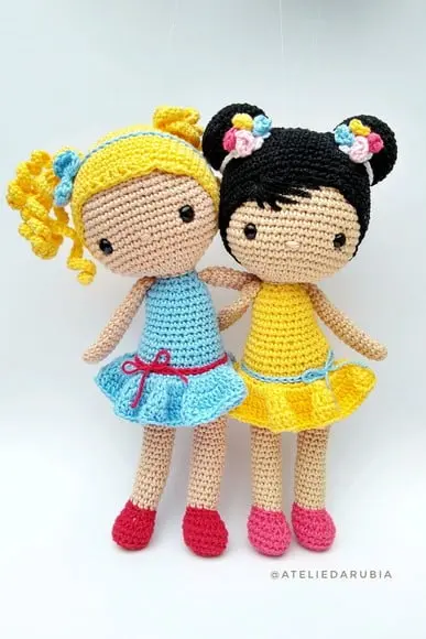 Dupla Bonecas de Crochê Amigurumi