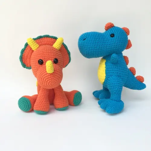 Dupla Dinossauros de Crochê Amigurumi