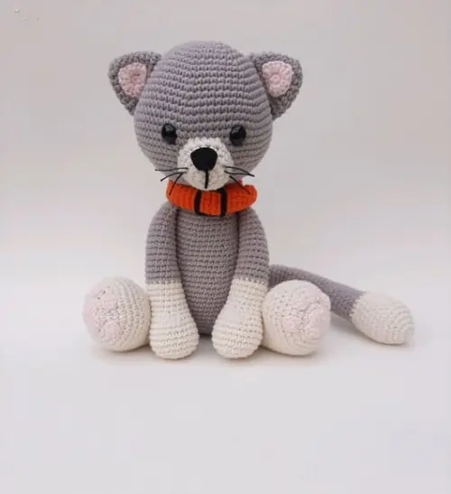 Gato de crochê Amigurumi
