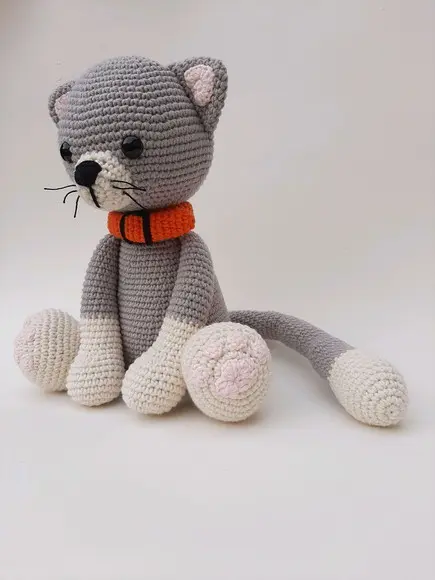 Gato de crochê Amigurumi