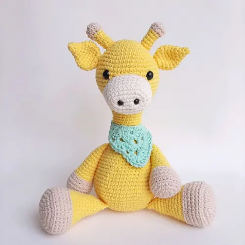 Girafinha Amigurumi de Crochê