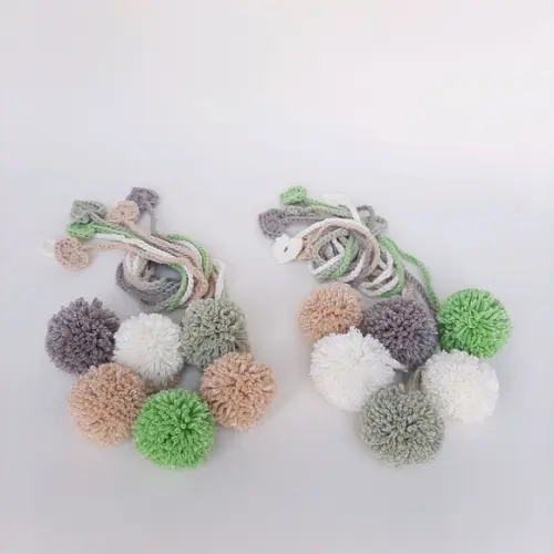 Kit Prendedor de cortina Pompom Crochê