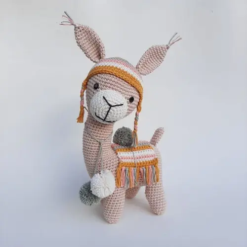 Lhama de crochê Amigurumi