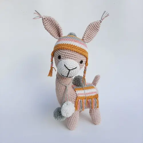 Lhama de crochê Amigurumi