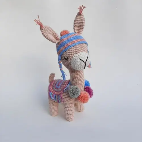Lhama de crochê Amigurumi