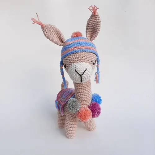 Lhama de crochê Amigurumi