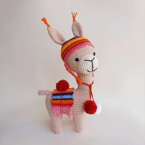 Lhama de crochê Amigurumi