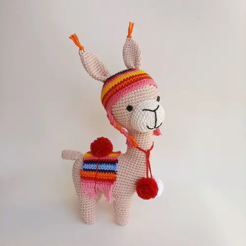 Lhama de crochê Amigurumi