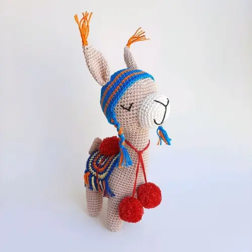 Lhama de crochê Amigurumi