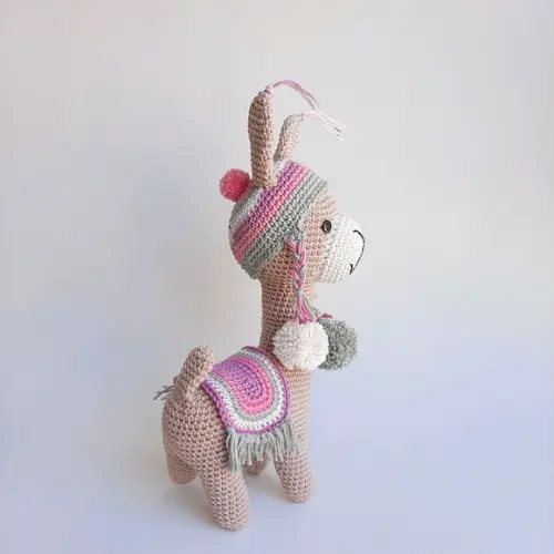 Lhama de crochê Amigurumi