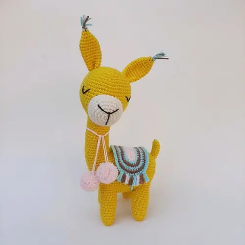 Lhama de crochê Amigurumi
