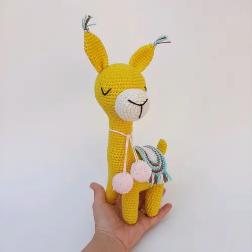 Lhama de crochê Amigurumi