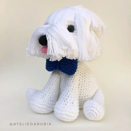 Maltês cãozinho de crochê Amigurumi