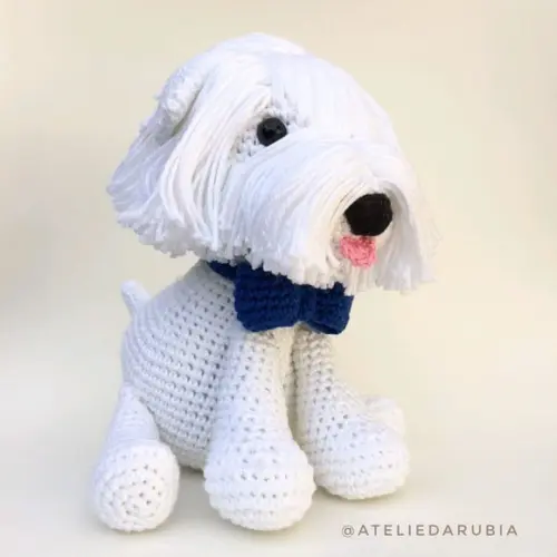 Maltês cãozinho de crochê Amigurumi