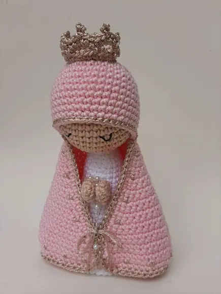 Nossa Senhora Aparecida Rosa em Crochê Amigurumi