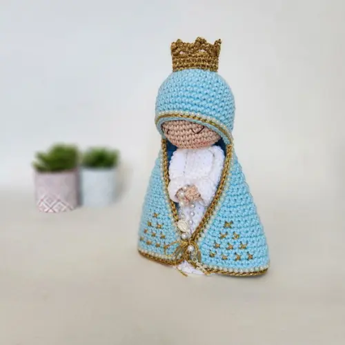 Nossa Senhora de Crochê Amigurumi Santinha