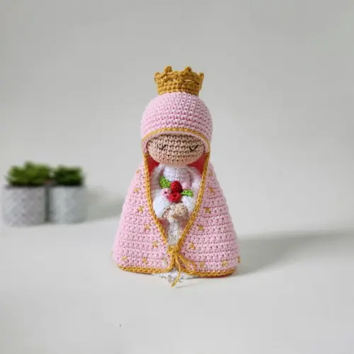 Nossa Senhora de Crochê Amigurumi Santinha