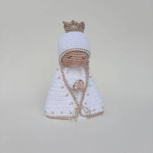 Nossa Senhora de Crochê Amigurumi Santinha