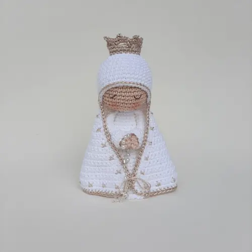 Nossa Senhora de Crochê Amigurumi Santinha