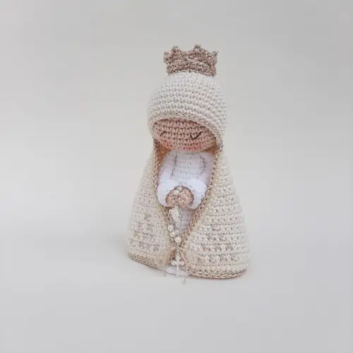 Nossa Senhora de Crochê Amigurumi Santinha