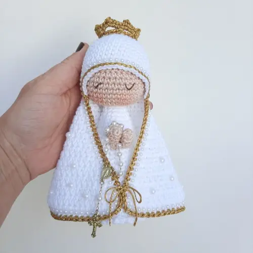 Nossa Senhora de Crochê Amigurumi Santinha