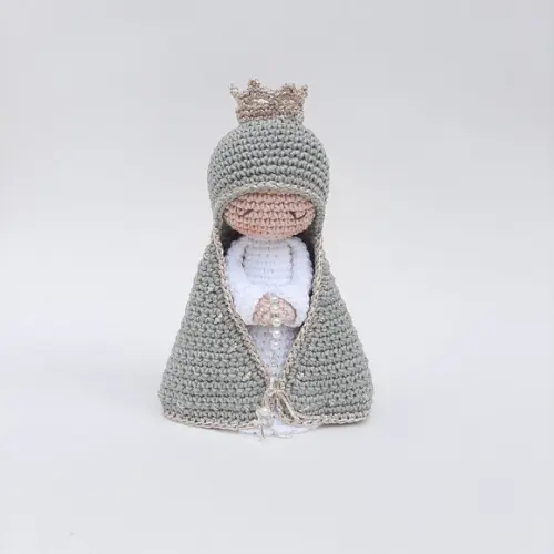 Nossa Senhora de Crochê Amigurumi Santinha