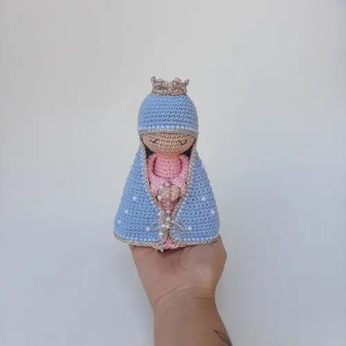 Nossa Senhora de Crochê Amigurumi Santinha