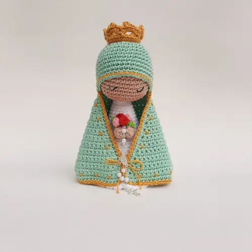 Nossa Senhora de Crochê Amigurumi Santinha