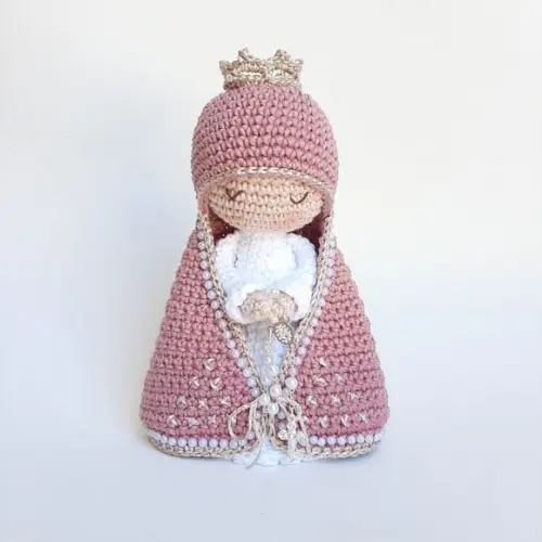 Nossa Senhora de Crochê Amigurumi Santinha