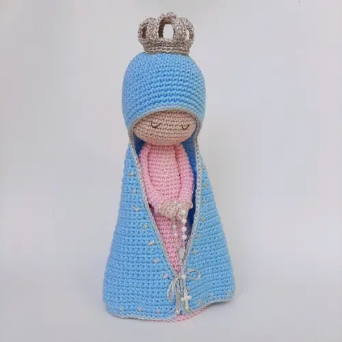 Nossa Senhora de Crochê Amigurumi Santinha